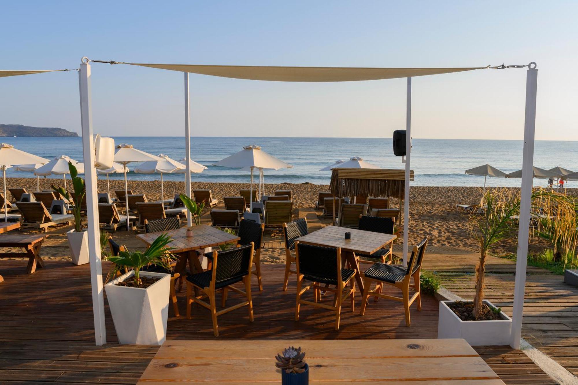 Stalós Esperides Beach Hotel Apartments מראה חיצוני תמונה